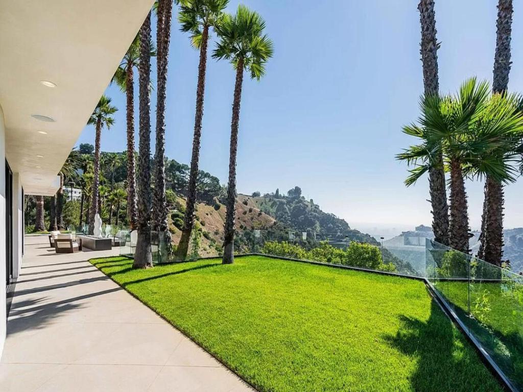 Monarch Modern Villa